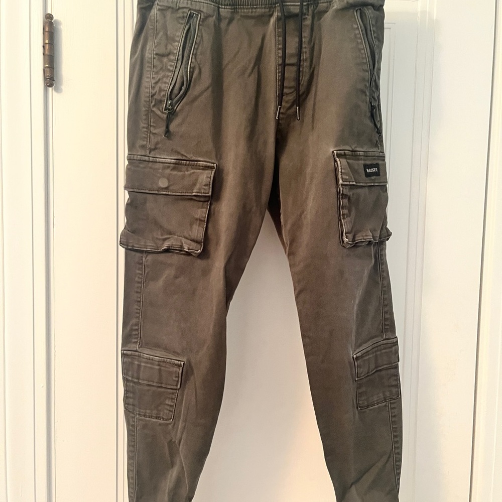 Hollister Green Cargo Pants with Tapered Jogger Fit